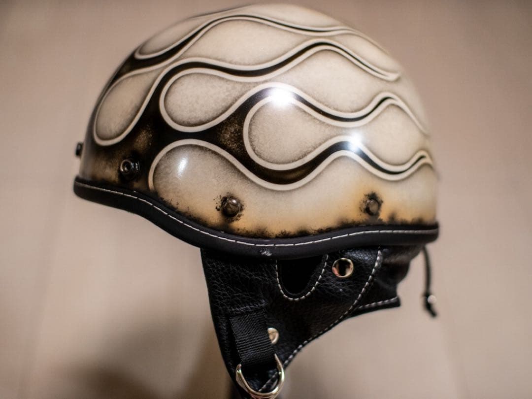 L 新品未使用　ポリヘル　ポリス　ヘルメット アイボリーエイジング黒フレア