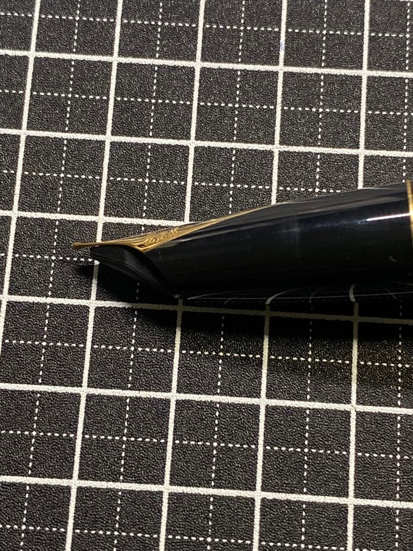 SHEAFFER LEGACY Sterling-Silver 万年筆　字幅M