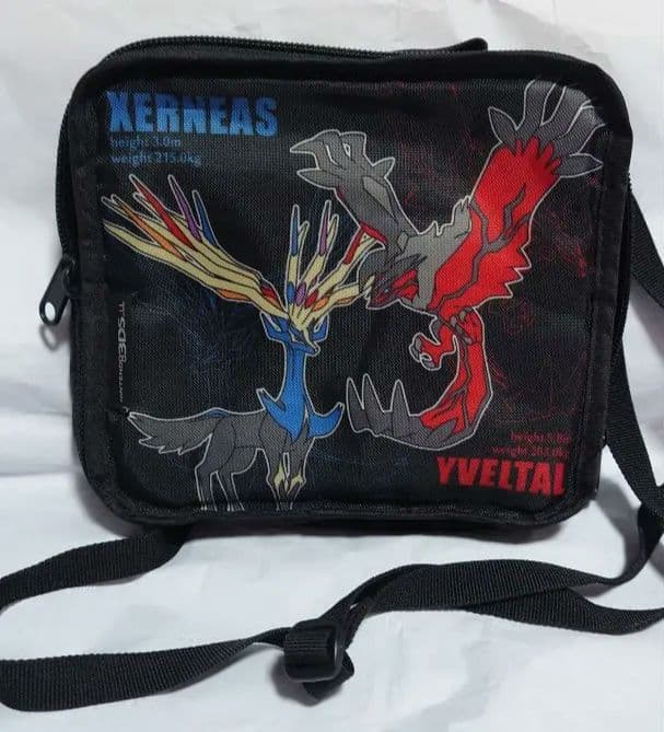 使用品 ゼルネアス イベルタル ポーチ DSショルダー収納バッグ