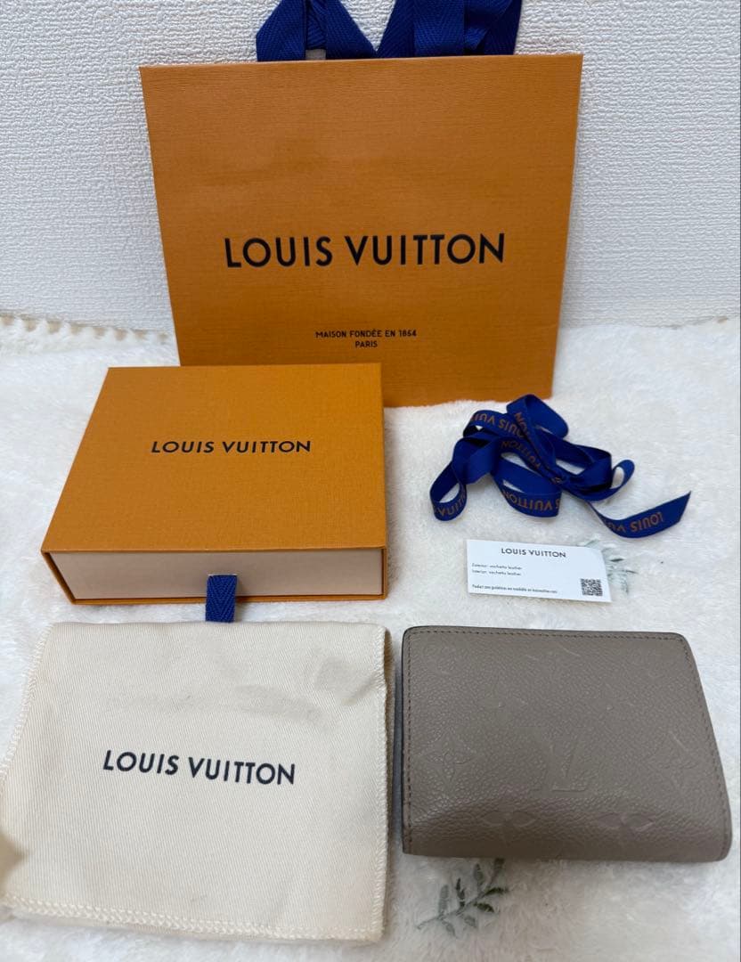 LOUIS VUITTON ボルトフォイユ・グレア