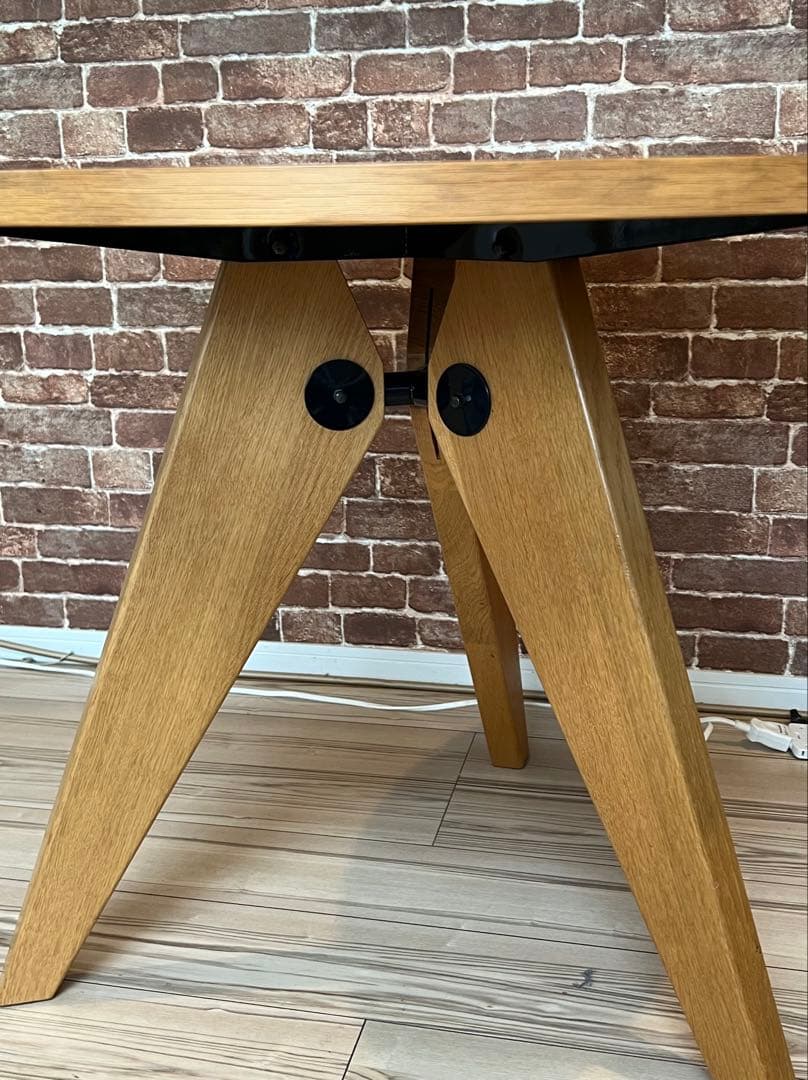 【Vitra】 ゲリドン ダイニングテーブル 90cm 希少