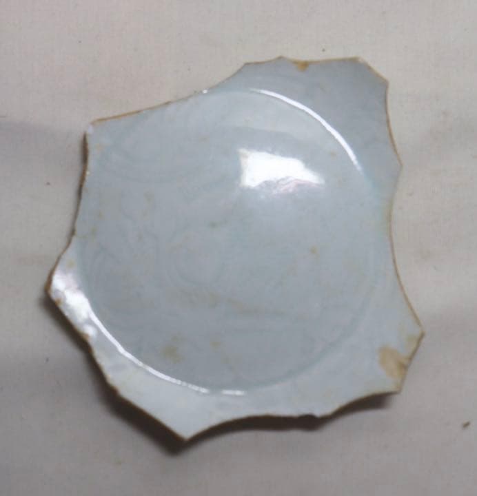 貴重　中国影青陶片　宋時代　アンティーク　送料込み0513