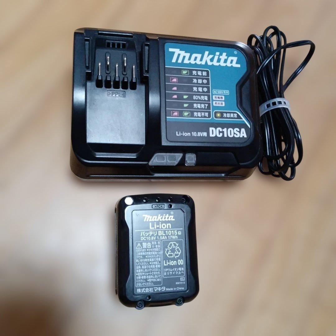 マキタ10.8V充電式クリーナCL108FD純正バッテリー、充電器付