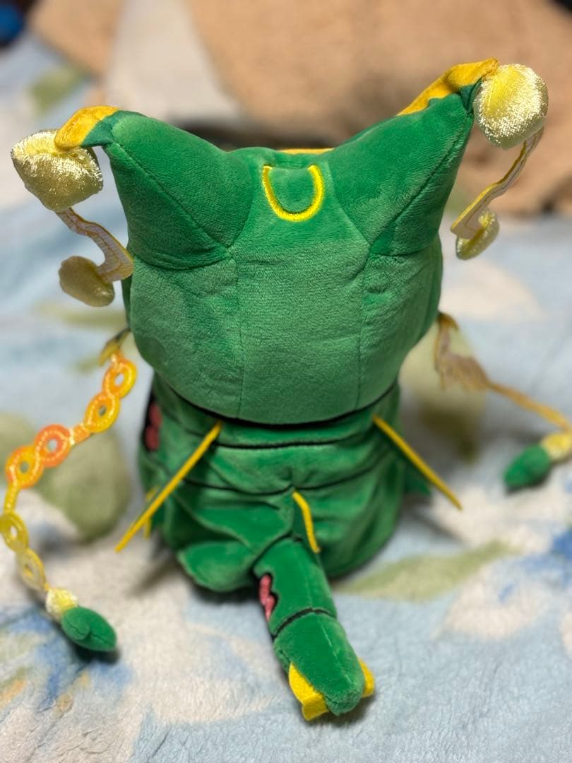 ポケモンセンターオリジナル メガレックウザ ポンチョ ピカチュウ ぬいぐるみ