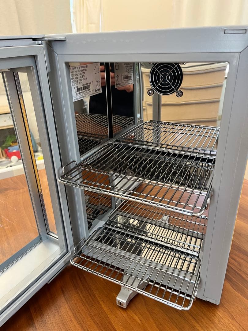 Red Bull ガラス扉冷蔵庫