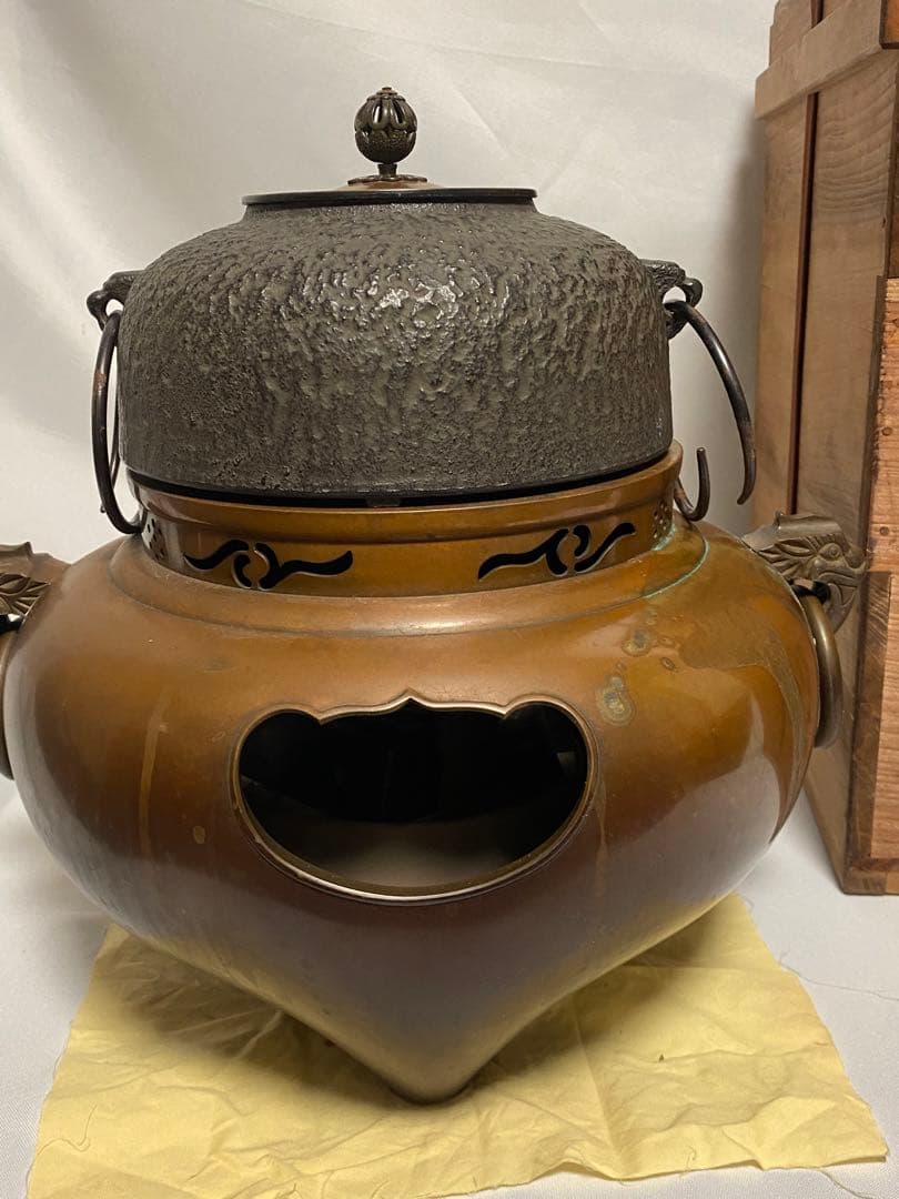 2142❣️ 唐銅鬼面風炉　釜　電気炭　セット
