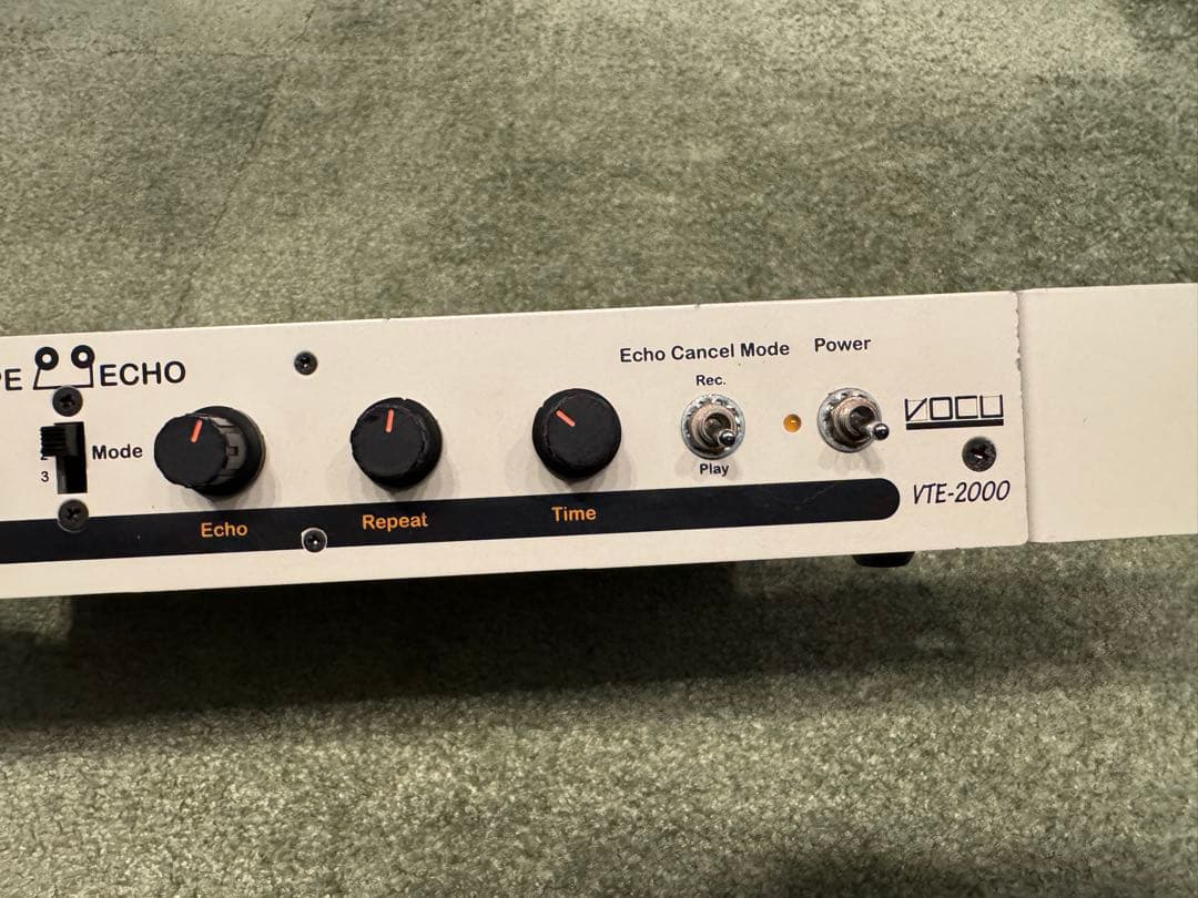 メルキオール3号、VOCU VTE-2000 TAPE ECHO