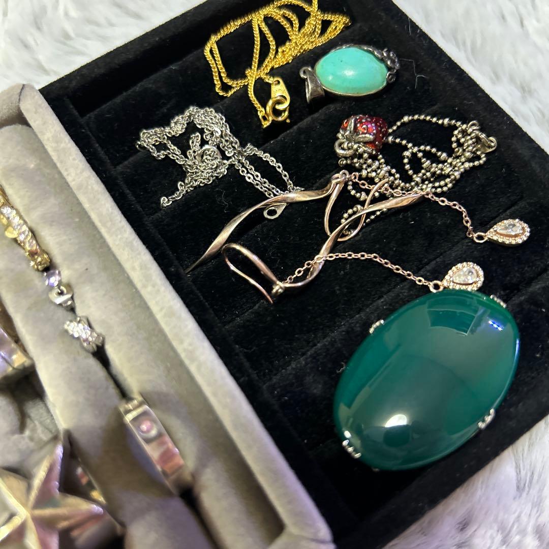 4*0様 遺品整理品　アクセサリー　まとめ売り