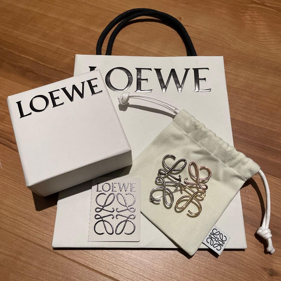 新品　LOEWE ロエベ　アナグラムブローチ　マルチカラー