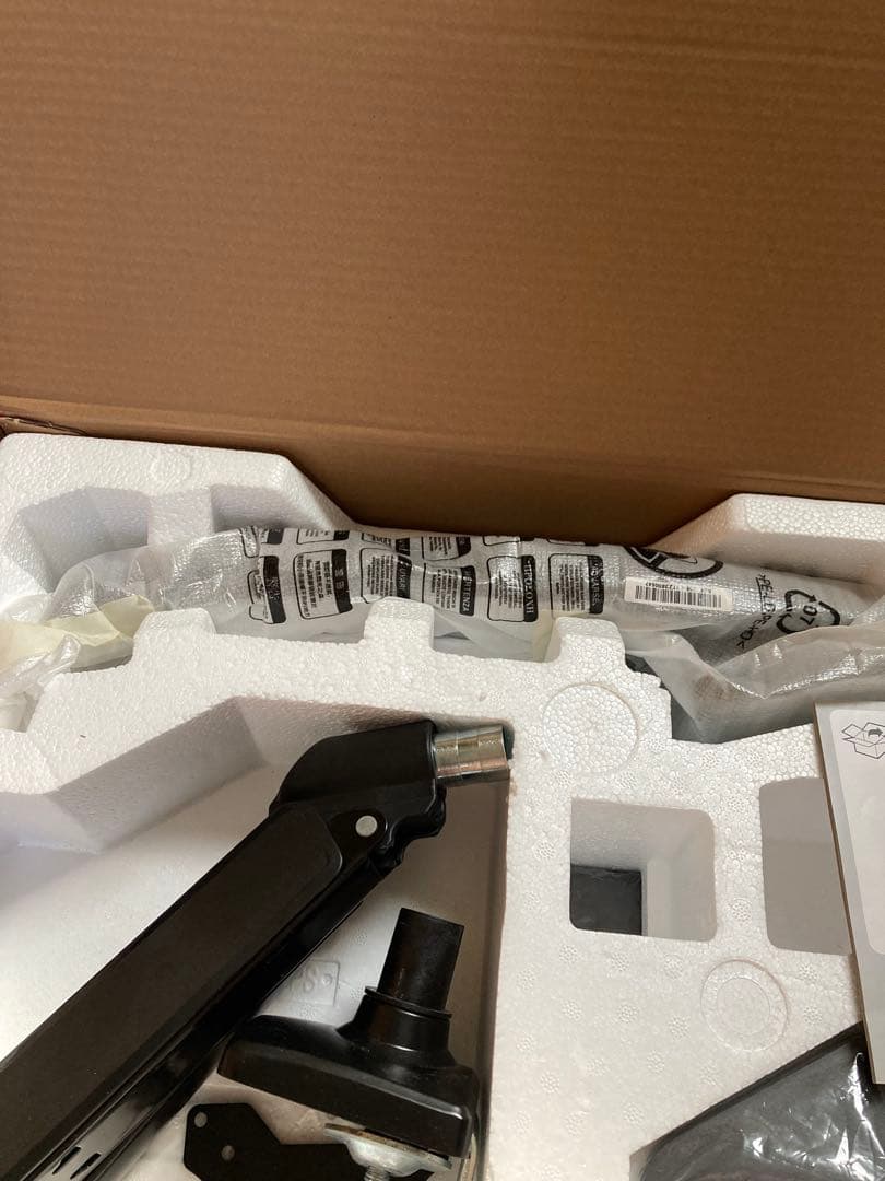 BenQ XL2411K ゲーミングモニター 24インチ モニターアーム付