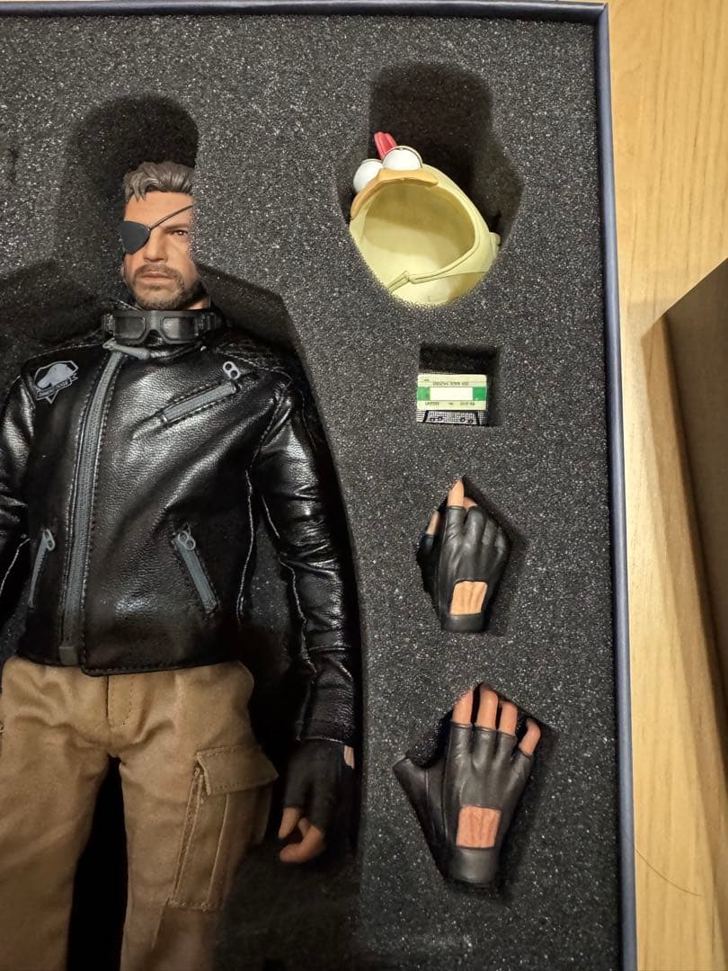 ゲームキャラクター ISMAEL LEATHER JACKET VER. + D-Pack