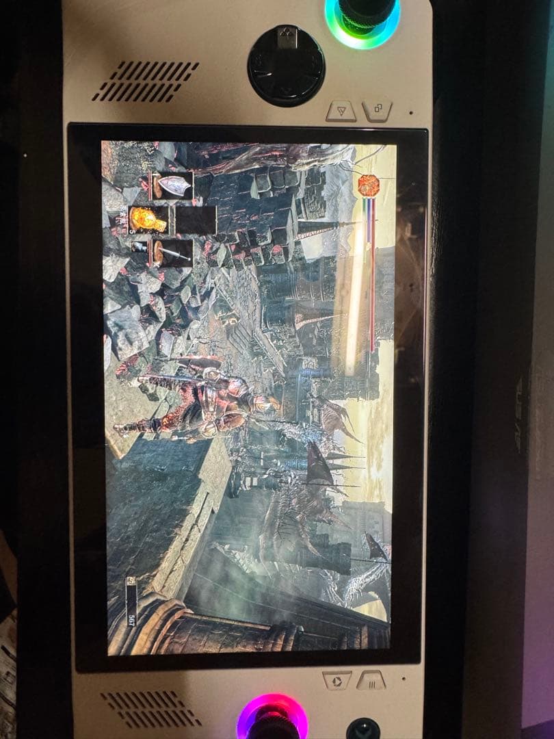 ROG Ally 1代ゲーム機