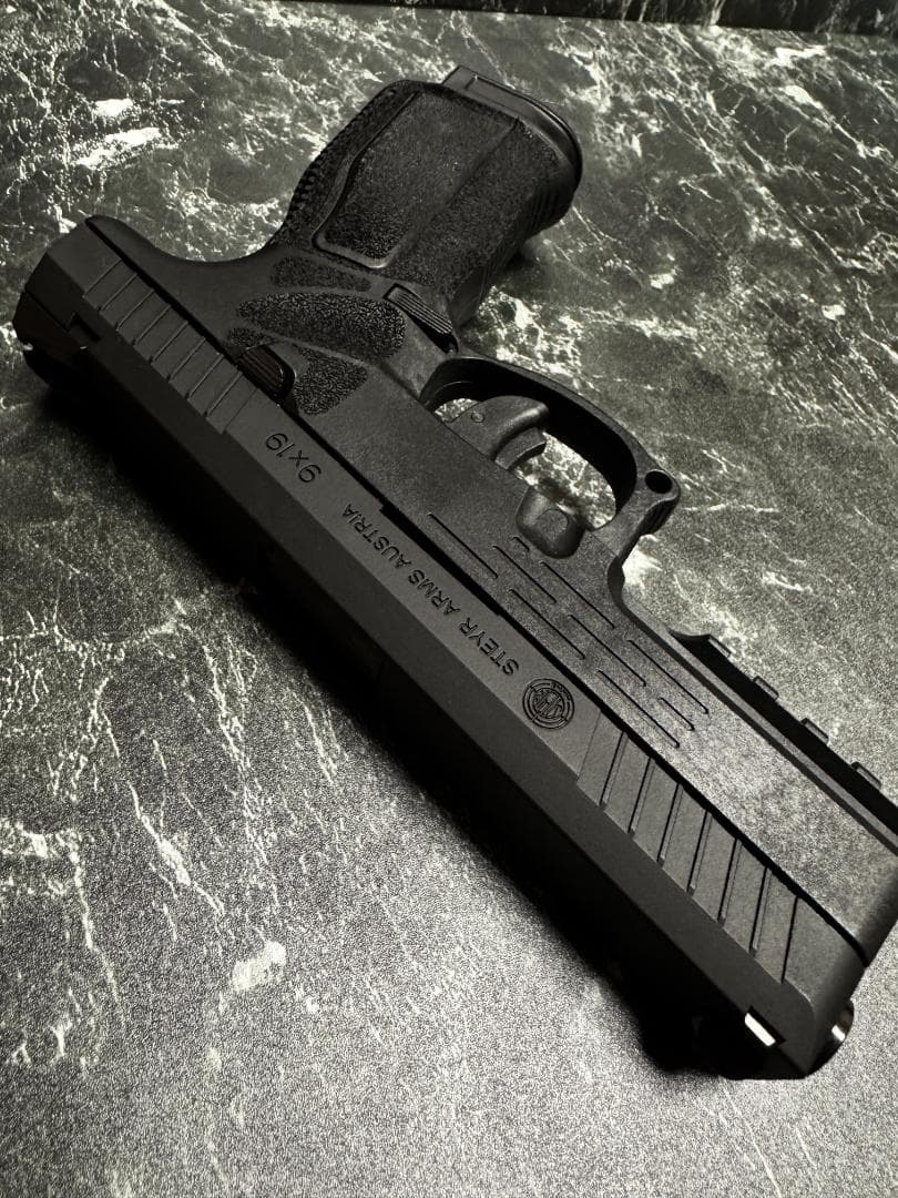 カーボネイト Carbon8 STEYR L9A2 CO2 ガスブローバック