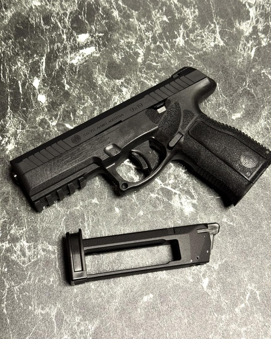 カーボネイト Carbon8 STEYR L9A2 CO2 ガスブローバック