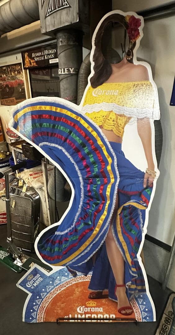 Coronaビール顔はめパネル　女性Ver