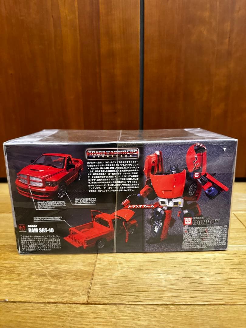 ミニカー TAKARA TOMY T122 CONVOY RAM SRT-10 1:24