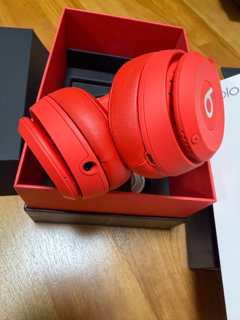 beats solo3 wireless レッド