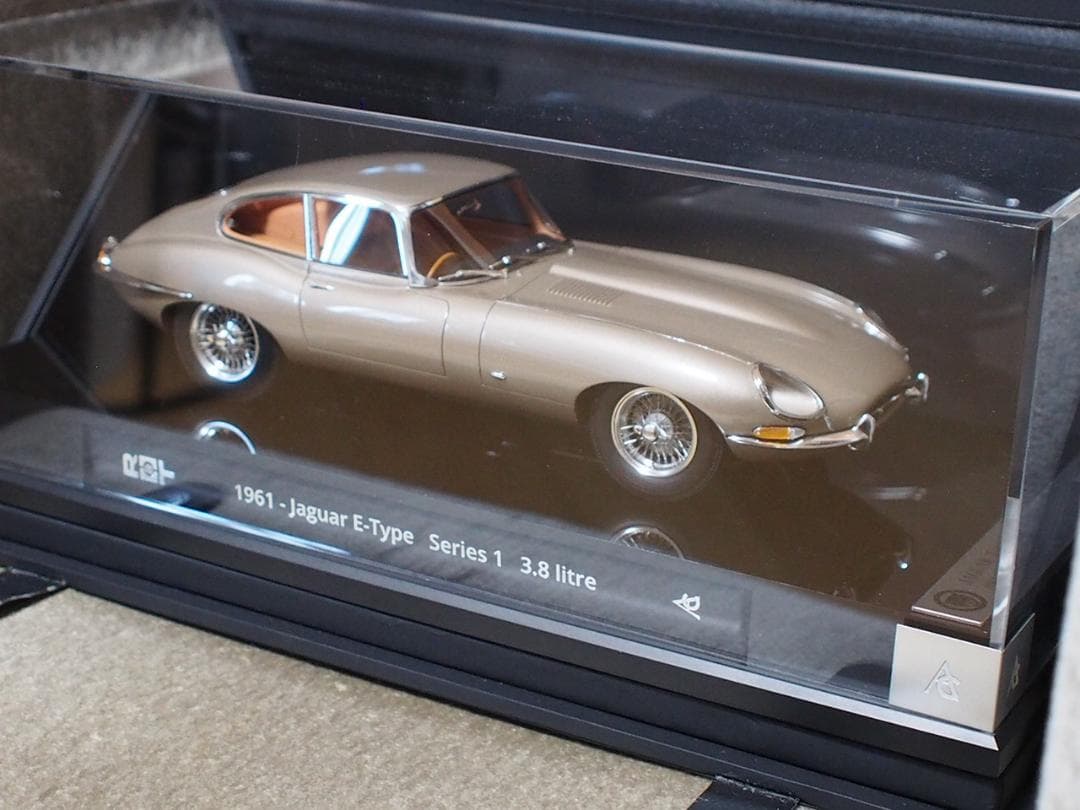 1/18 アマルガム Amalgam : ジャガー JAGUAR E-type