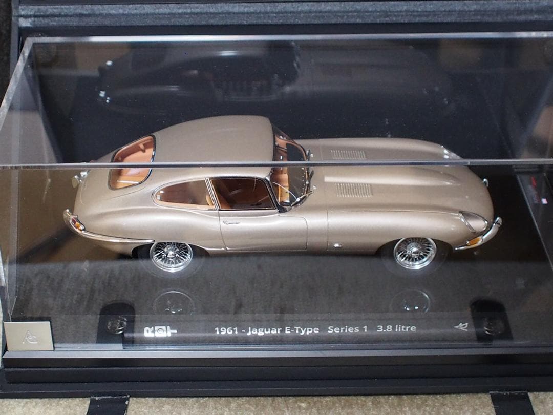 1/18 アマルガム Amalgam : ジャガー JAGUAR E-type