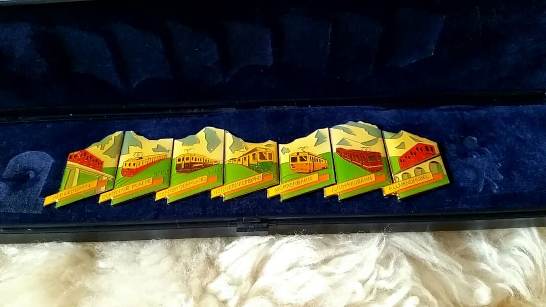 【スイス:ユングラウ鉄道】ピンバッチセット