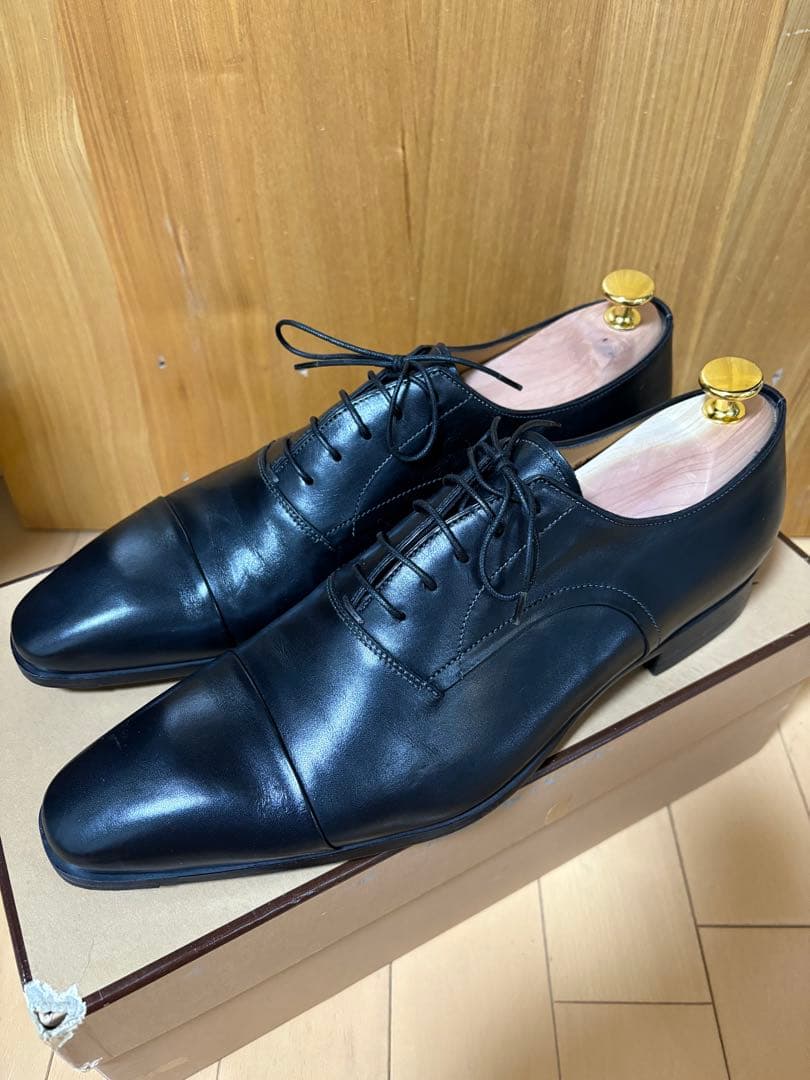 Santoni ブラックドレスシューズ 7.5 (F)