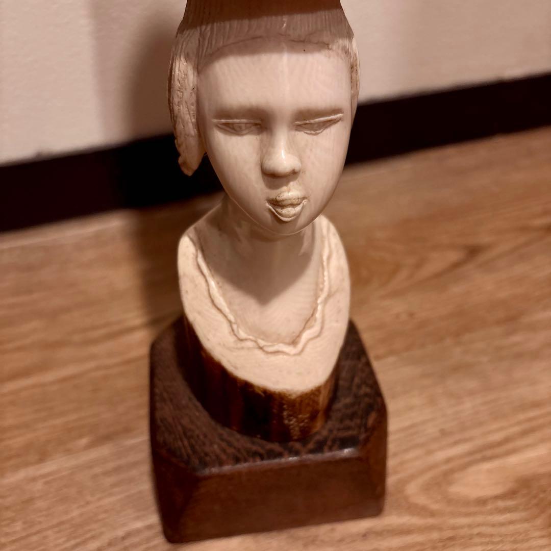 アフリカン アート 彫刻 木製ベース付き