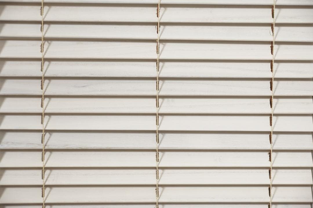 ルーバースクリーン　4連　パーティション　衝立　間仕切り