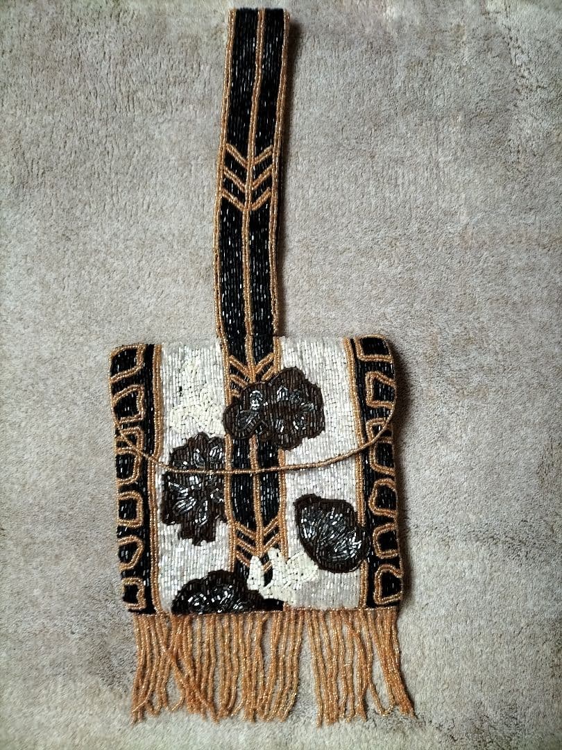 JAMIPUECHビーズバッグ