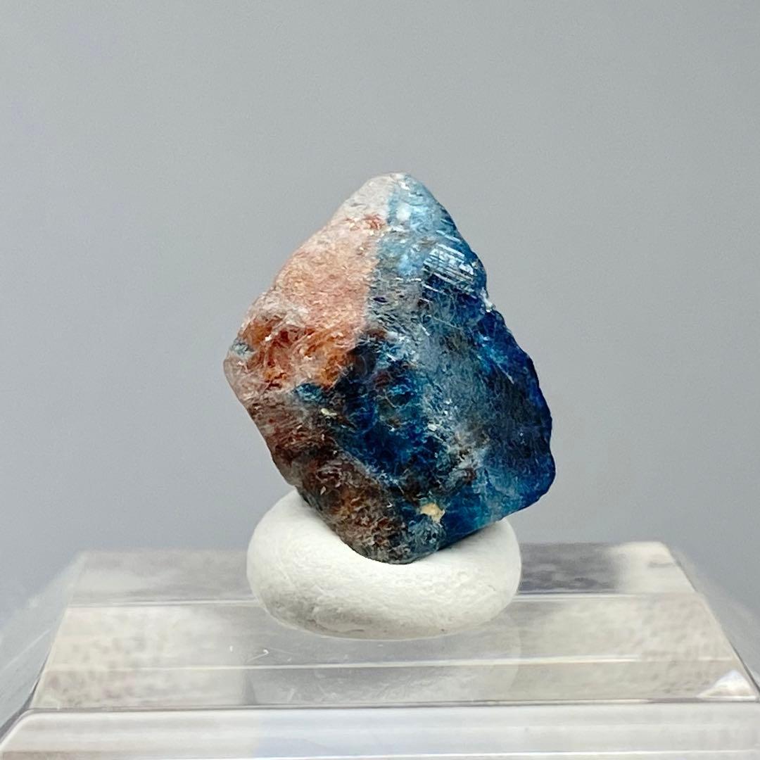 バイカラー　ユークレース　ジンバブエ産　鉱物標本　原石鉱石　天然石　ストーン