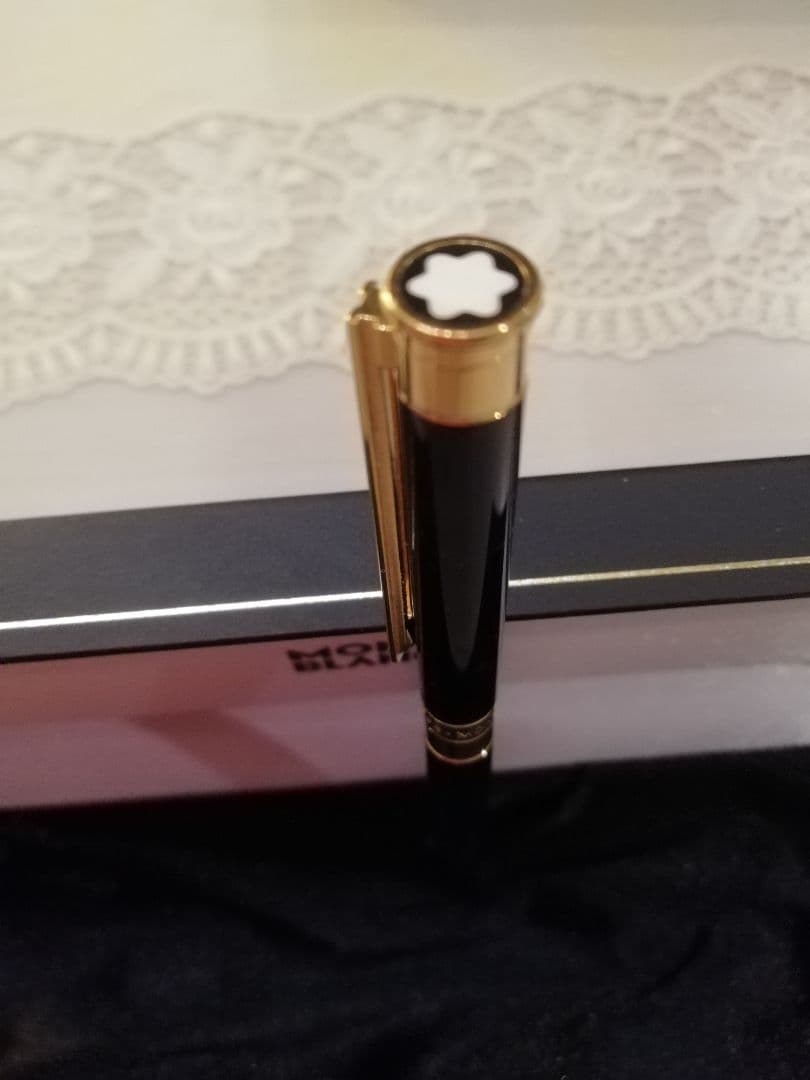 MONT BLANC ボールペン２本　シャープペンシル1本　ケースの4点セット