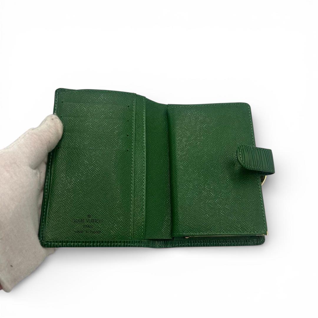 【極美品】ルイヴィトン エピ 緑 ポルトフォイユ ヴィエノワ がま口財布
