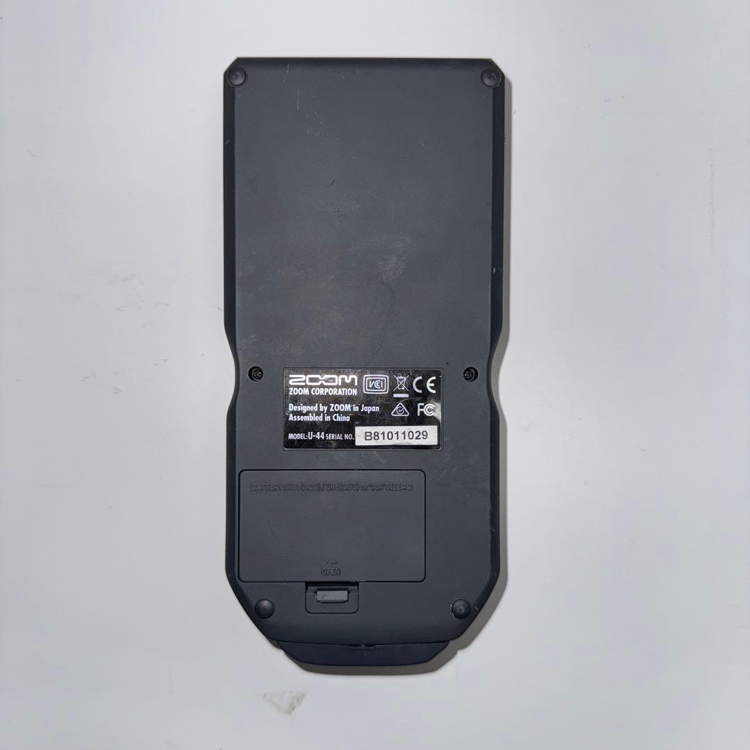 ZOOM U-44 ハンディオーディオインタフェース