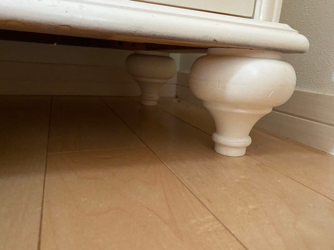 yomogiアイボリーロマンティック木製シェルフ