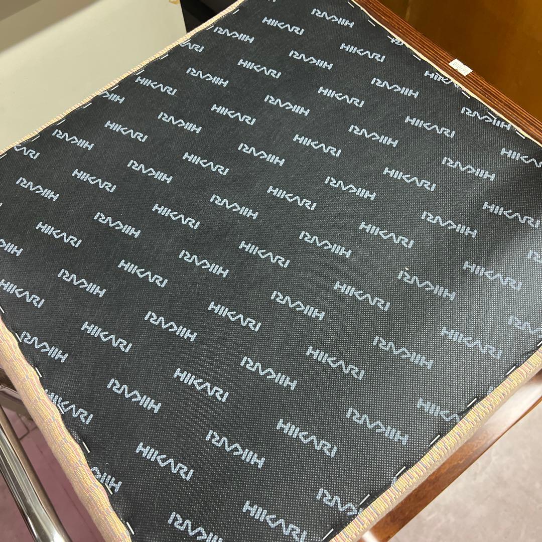 美品　HIKARI リビングチェア　テーブルセット