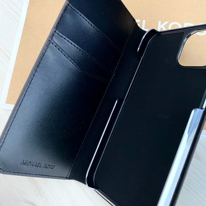 ★ 新品 MICHAEL KORS マイケルコース iPhoneケース ホワイト