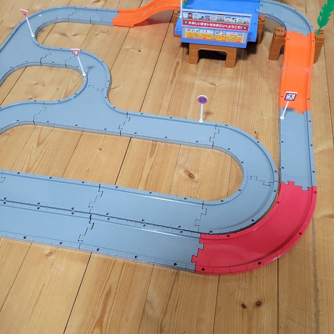 トミカシステム タウン道路セットと3wayオート山道道路セットとDXトミカタワー