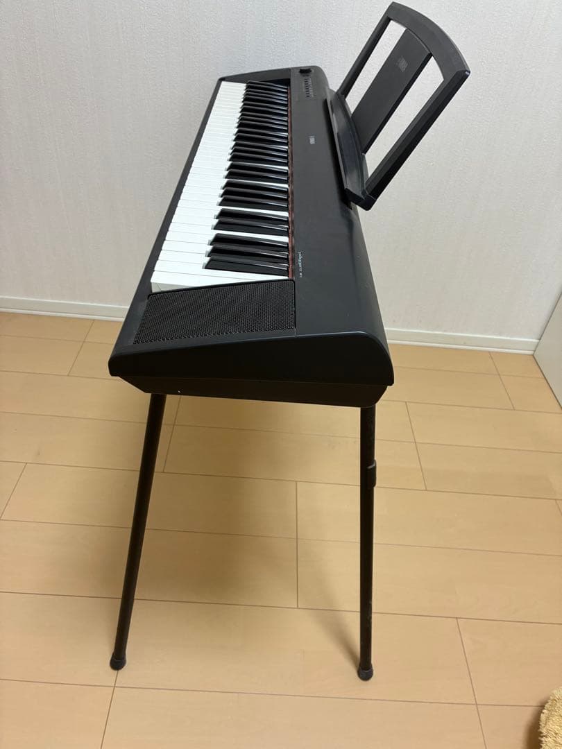 YAMAHA 電子ピアノ61鍵　専用スタンド付 piaggero NP11