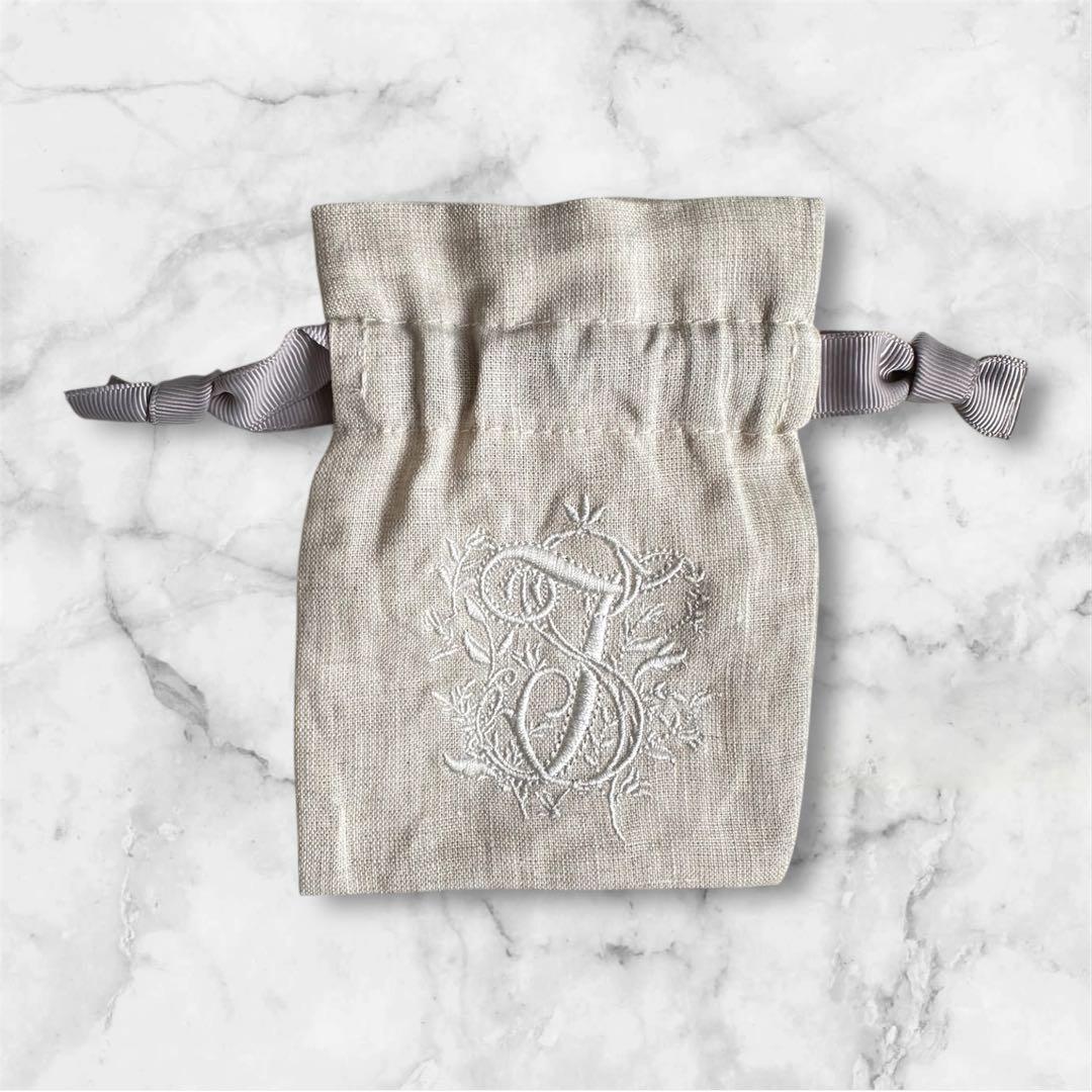 SEVEN TEN by miho kawahito ブローチ