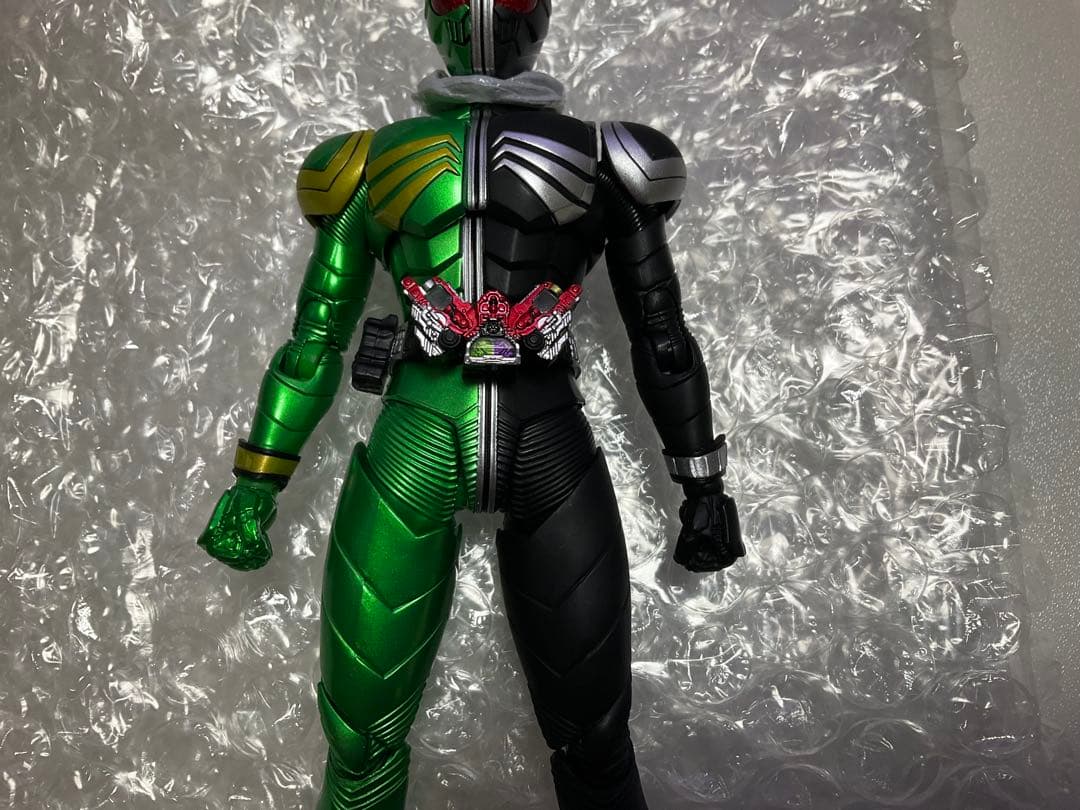 【中古品】S.H.Figuarts（真骨彫製法）仮面ライダーW サイクロンスカル