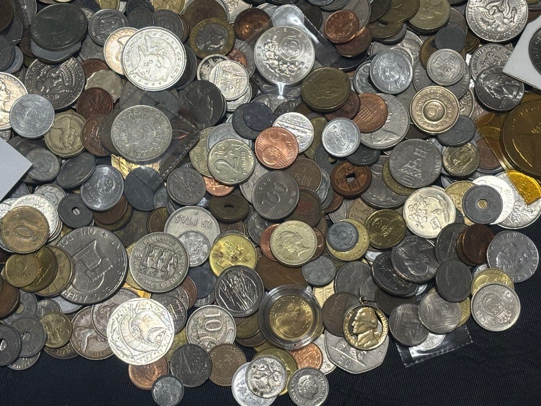 ひ*で様 外国　外国古札　 古銭　銀貨　等　まとめ　約5キロ