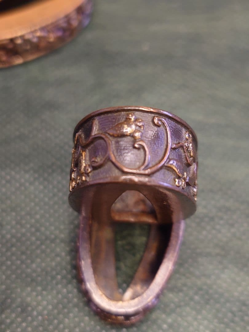 縁、3点、真鍮？砲金？