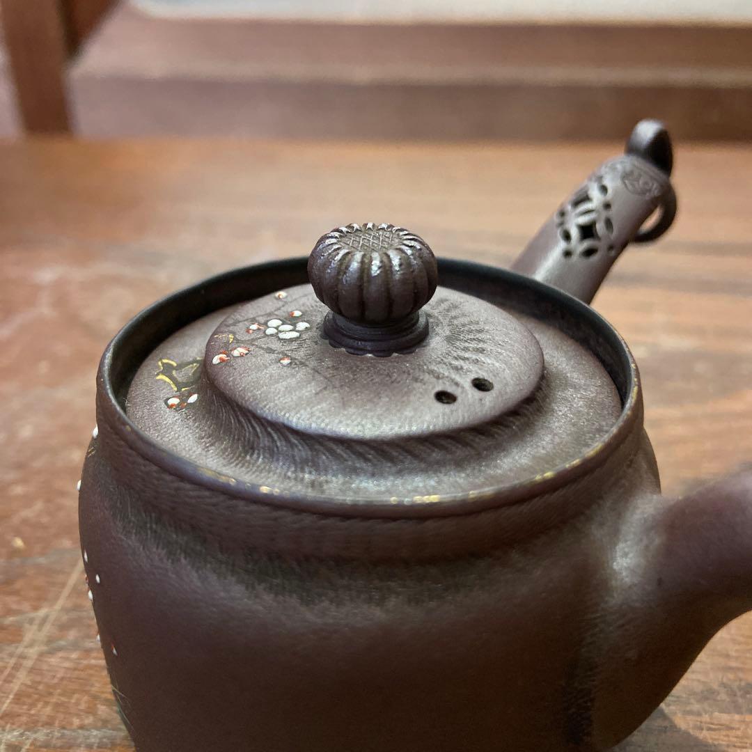 庄造作萬古焼朱泥金彩色絵草花文急須 煎茶道具