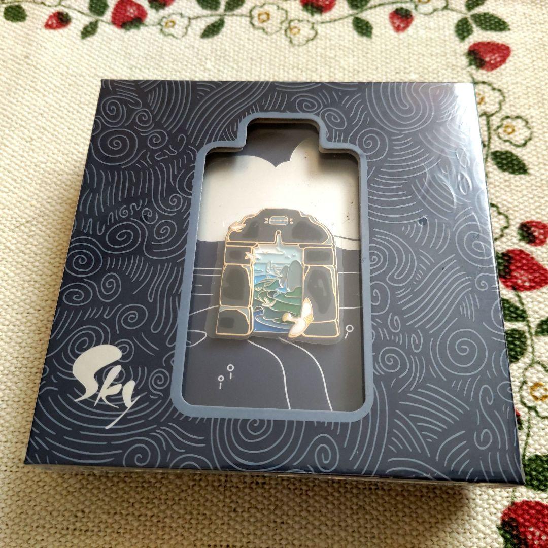 【未連携/未開封】Sky星を紡ぐ子どもたち STARピンバッジセット