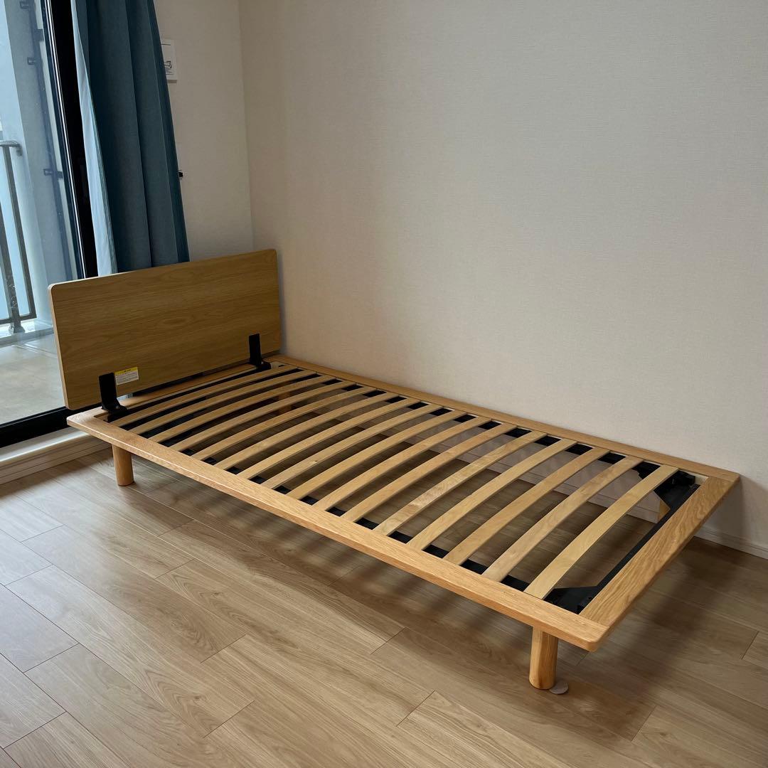 無印良品 オーク材 シングルベッドフレームヘット付き