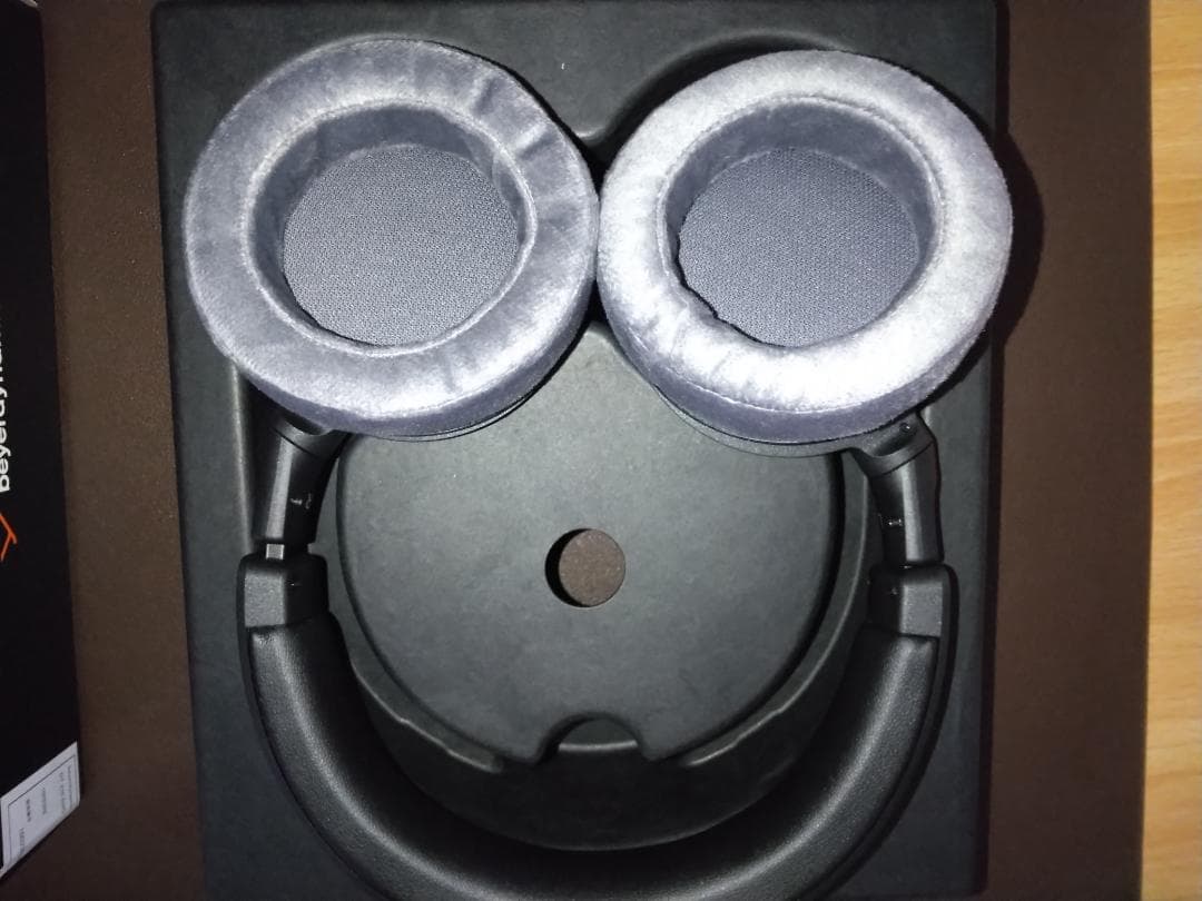 ヘッドホン Beyerdynamic DT 270 PRO