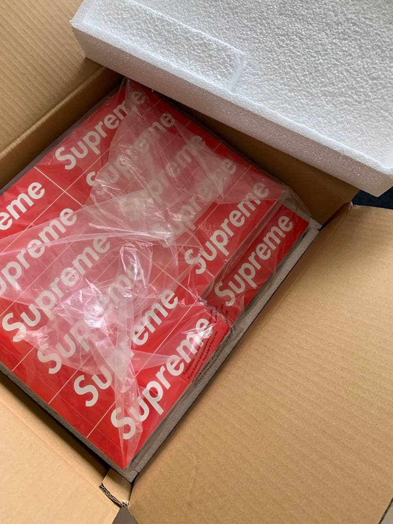 Supreme サイドテーブル 新品・未使用品