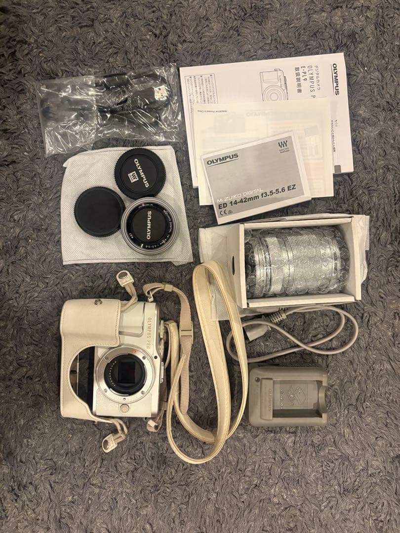 OLYMPUS PEN E‑PL9 ダブルズームキット ホワイト