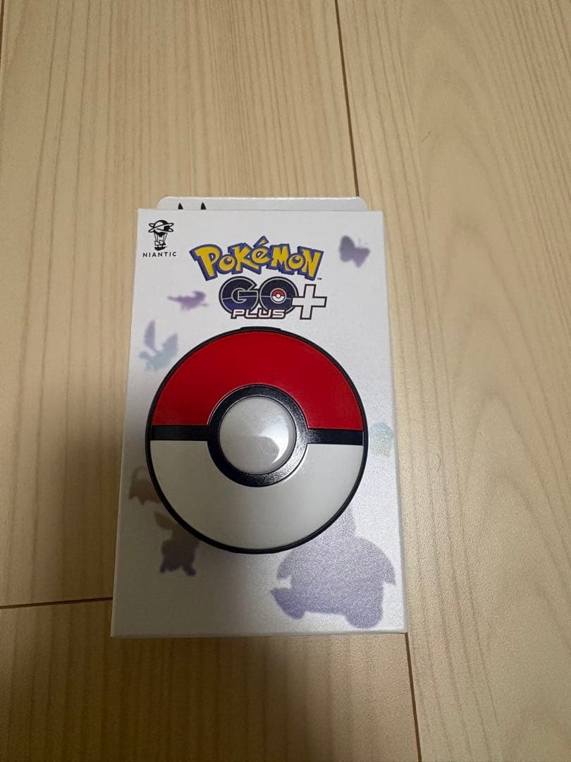ポケモン GO Plus 赤/白 箱付き