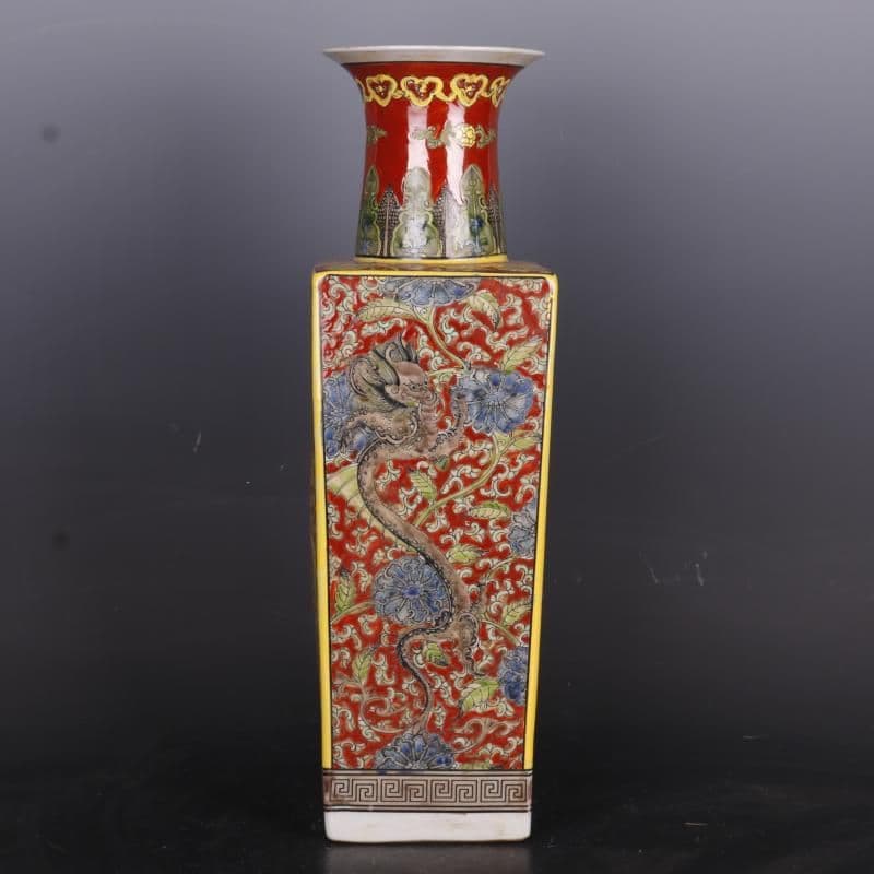 清康熙紅地粉彩草花竜紋天円地方瓶 景徳鎮 陶磁器 装飾品 現代工芸品 美術品置物