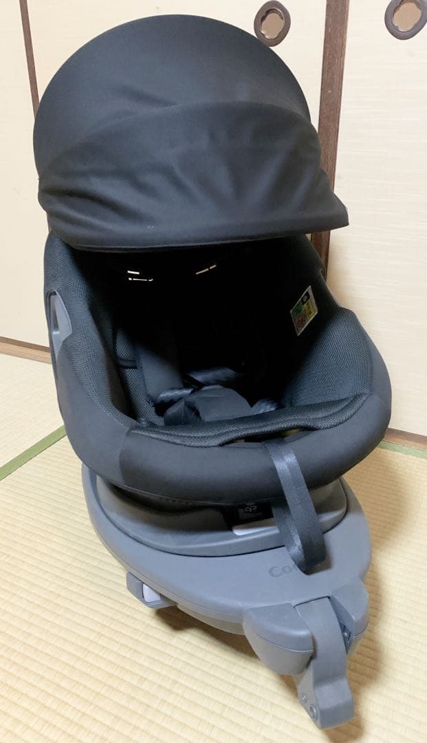 Combi THE S PLUS ISOFIX エッグショック ZC-750